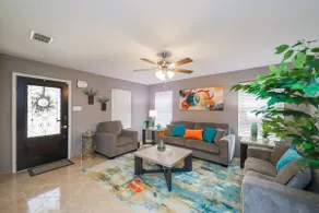 Spacious 5 BR Getaway with A Serenity Backyard! - Image 2