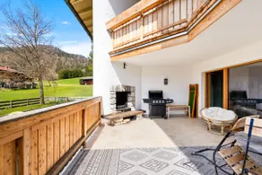Deluxe Suite | Pool, Sauna & Bergblick - Image 3