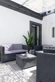 Casa Patio Nao, Downtown Santiago, Beach, with Parking - Image 2