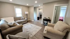 Spacious 5BR Family Home - Image 2