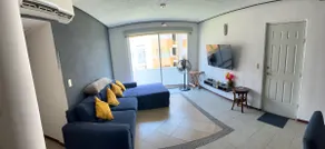 Family-friendly and central apartment - Image 2