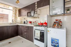 Modern Central Small Apartment 301 - Image 5