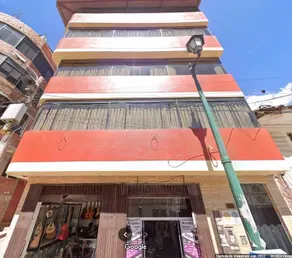 Modern Central Small Apartment 301 - Image 3