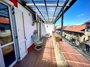 Penthouse within walking distance of the center - Image 3