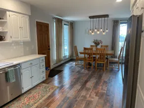 Cozy Country Abode - Image 5