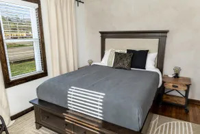 Designer 2BR • King Bed • Walk to Main Street - Image 4