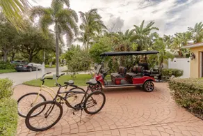 Lux 3BR Island Home Heated Pool Hot Tub, Golf Cart - Image 2