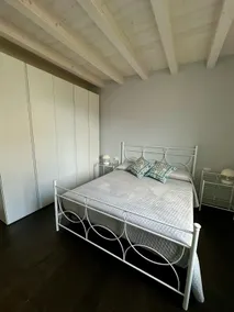 Marybeth Relaxation and comfort in Iseo with a lake view - Image 4