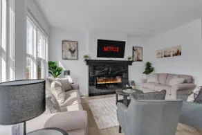 Luxury House in Seton SE (AC/Garage/BBQ/2 Kitchen) - Image 4