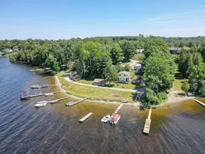 Lakefront Cottage #3-30 Minutes to Sandbanks - Image 5