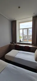 Privately managed room in a hotel building - Image 5
