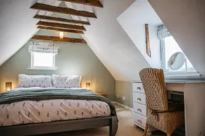 Abbey Gate Cottage, Faversham Near to Whitstable - Image 4