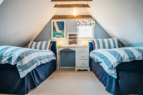 Abbey Gate Cottage, Faversham Near to Whitstable - Image 5