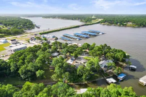 Waterfront Home on Grand Lake With Private Dock - Image 5