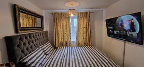 Detached 3 Bedroom House in Leicester with Private Parking - Image 4