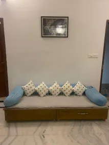 Luxury Apartment next to temple - Image 3