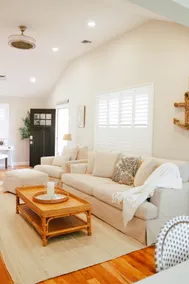 Narragansett Vacation Beach Home - Image 5