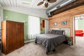 Charming Historic Home w/ Yard | Near Cincinnati - Image 5