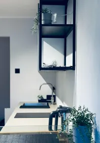 Renovated Central Flat - Image 4