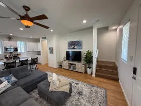 Lux *Mins To *Papago Park*StateFarm & Chase Field* - Image 4