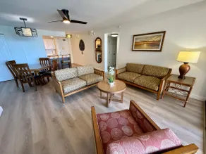 Beautifully remodeled Ocean & Pool View 2 bdrm con - Image 5