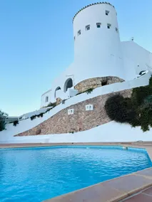 Beachfront Apartment in Cala Morell - Image 5