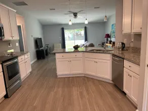 Cozy 4BR Near St Johns River - Image 4