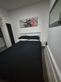 6 min to euro tunnel 1 bed ground floor apartment - Image 5
