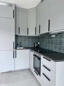 Newly built, bright apartment - Image 2
