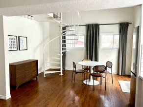 The Kode Sylvan Lake | 8 Minute Walk to the Beach - Image 2