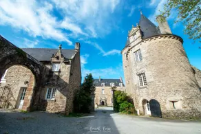 The Lovers' Pavilion Love Room Dinan - Image 2