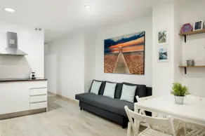 Centrally located Two Level Condo/Walk Everywhere - Image 5