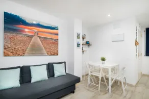 Centrally located Two Level Condo/Walk Everywhere - Image 4