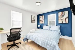 Modern Loft Near Great Lakes Outlets + Oakland U - Image 3