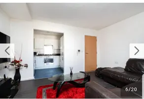 Charming Flat in Croydon - Image 5