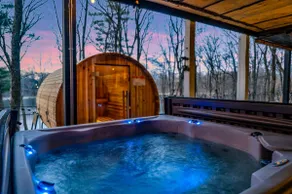 Poconos Lakefront | Hot tub/Sauna, Firepit, Kayaks - Image 3