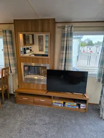 Spacious dog friendly caravan - Image 3