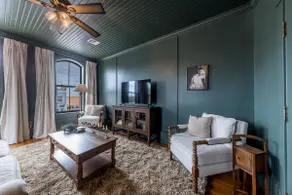 Saddle Shop Loft on Lincoln - Image 4