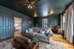 Saddle Shop Loft on Lincoln - Image 3