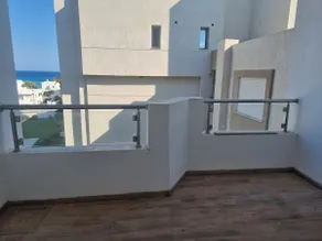 Nice apartment opposite the sea. - Image 2