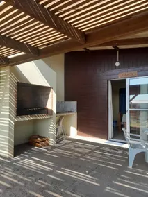 Gabon Cabin - Image 4