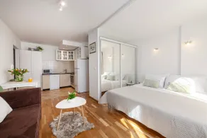 Studio La Fe - Close to Everything You Need! - Image 4