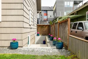 2 BDR Modern & Cozy Garden Bungalow in Ballard - Image 4