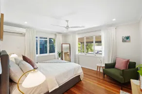 Stratford Serenity - The Perfect Family Retreat - Image 4