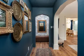 Luxury 1BR Apt in Historic Building · Downtown - Image 2