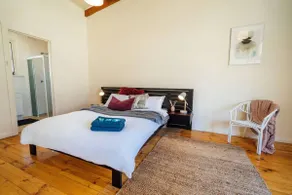 Glenelg Getaway - Image 4