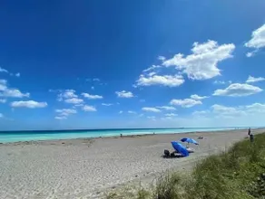 Jupiter Escape:Lux 2 bedroom condo w/ coastal vibe - Image 5