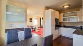 Sweet Home Apartments - Image 4