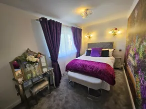 Braveheart Haven: 4BD Retreat with Hot Tub - Image 5