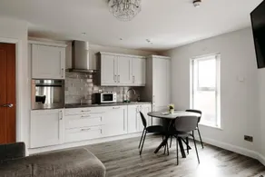 Mountain View Apartments - Image 5
